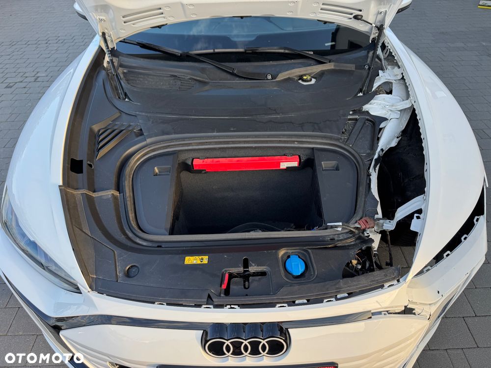 Audi e-tron GT 105kWh S Launch Edition Quattro - 38