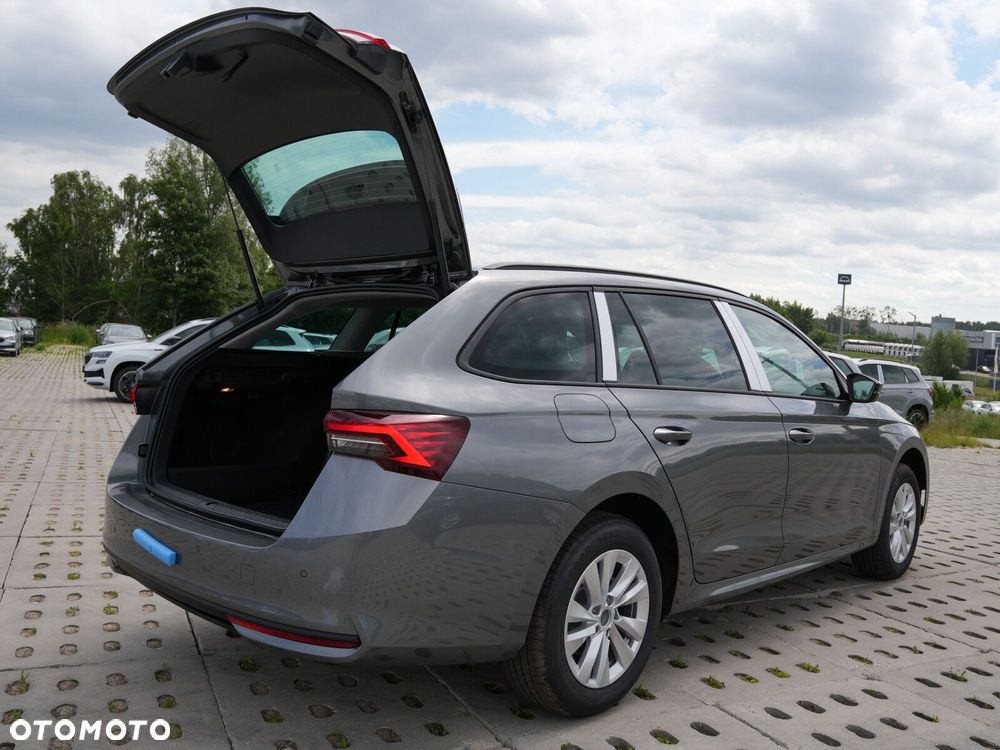 Skoda Octavia 1.5 TSI mHEV Drive Essence DSG - 16