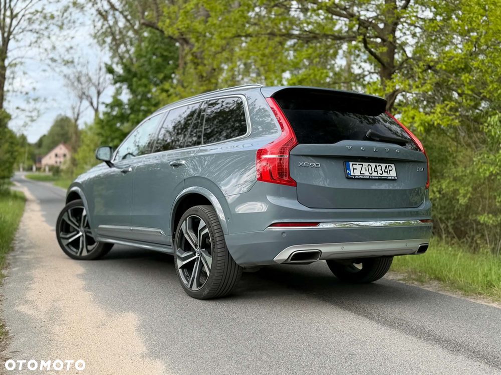 Volvo XC 90 - 36