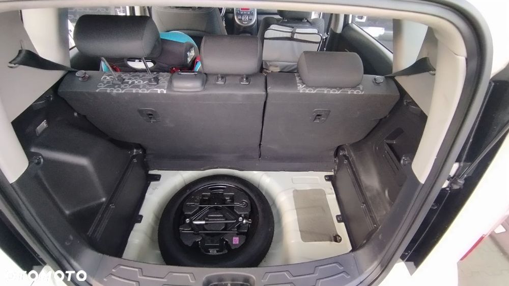 Kia Soul 1.6 CRDi M EU5 - 24