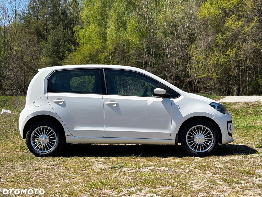 Volkswagen up! high - 3