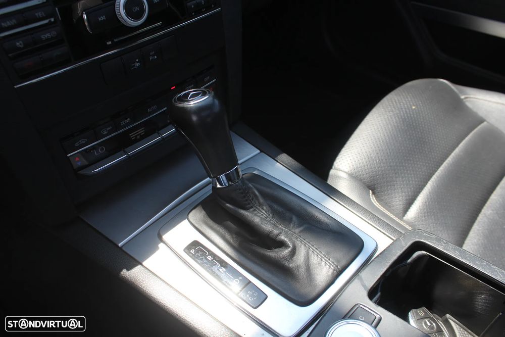 Mercedes-Benz E 250 CGi Avantgarde BlueEfficiency Auto - 20