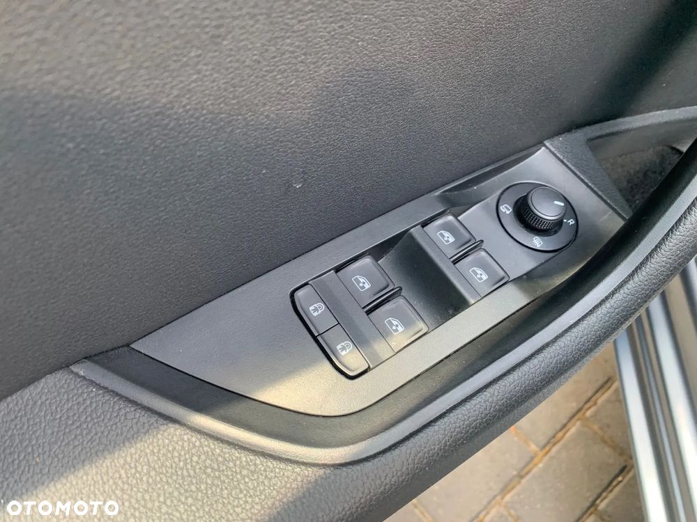 Skoda Superb 1.5 TSI ACT DSG Active - 18