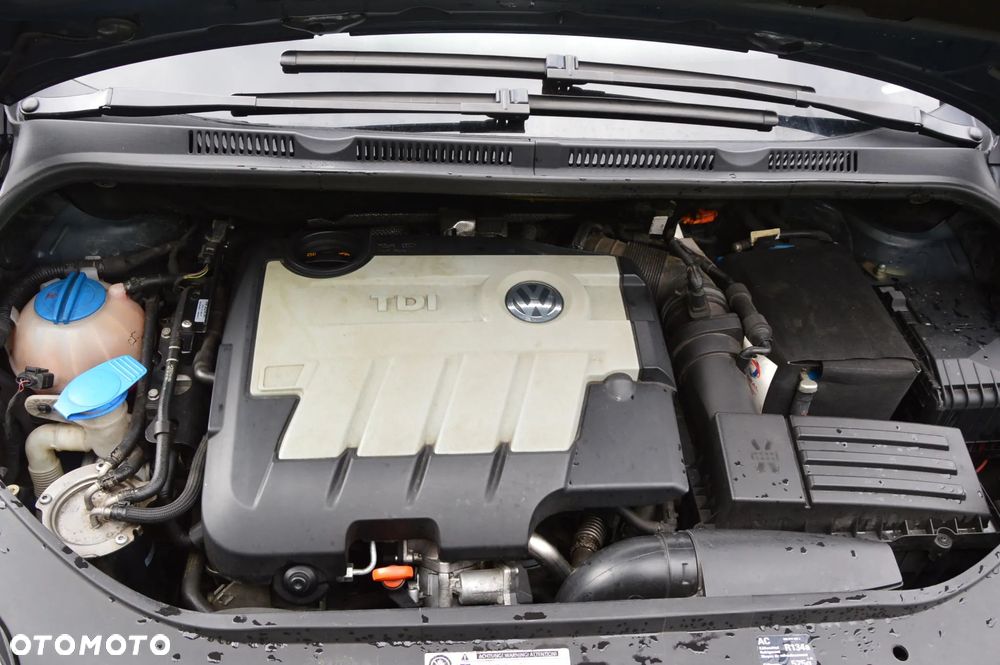 Volkswagen Golf Plus 2.0 TDI Comfortline - 11