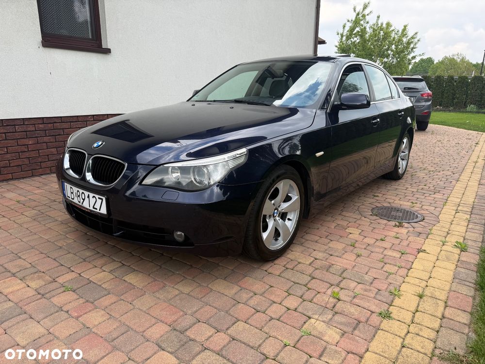 BMW Seria 5 525d - 38