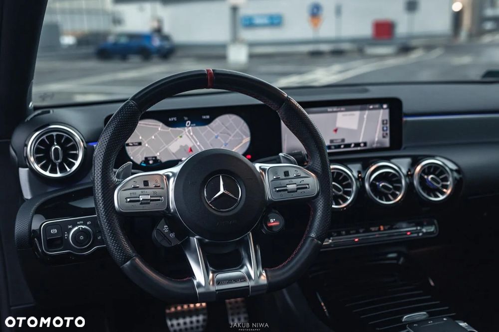 Mercedes-Benz Klasa A 35 AMG 4-Matic 7G-DCT - 5