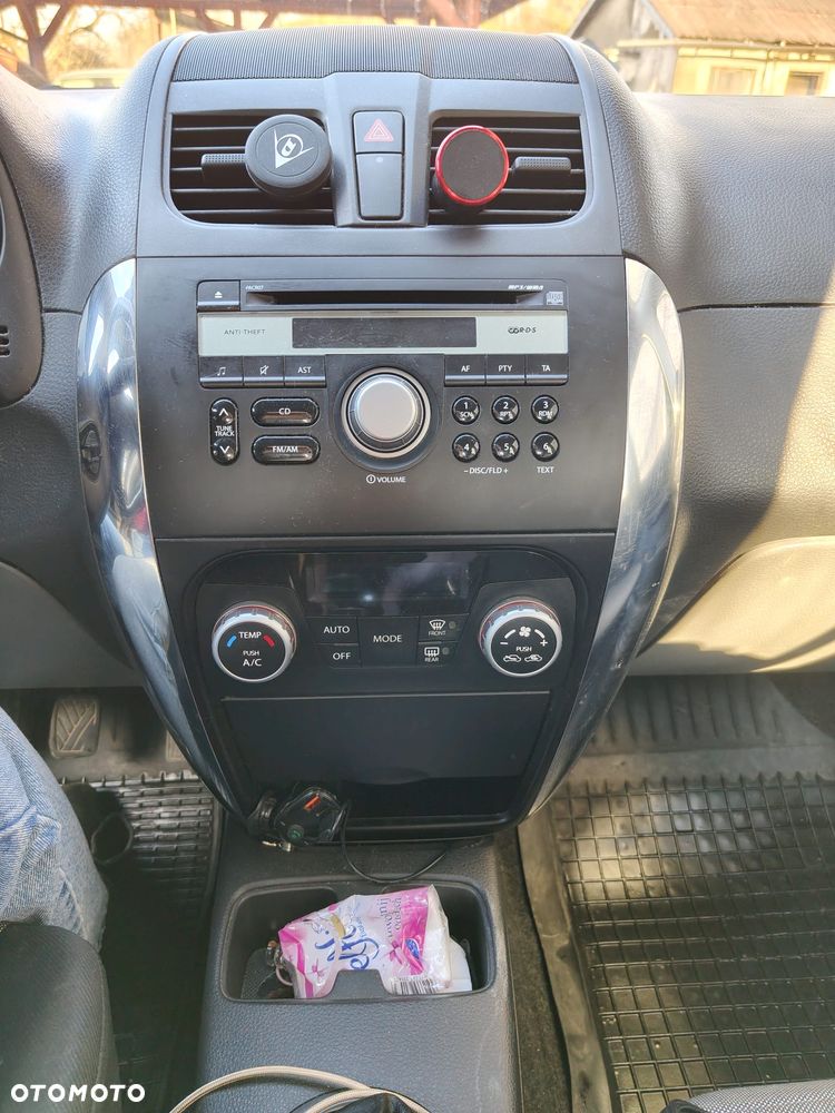 Suzuki SX4 - 6