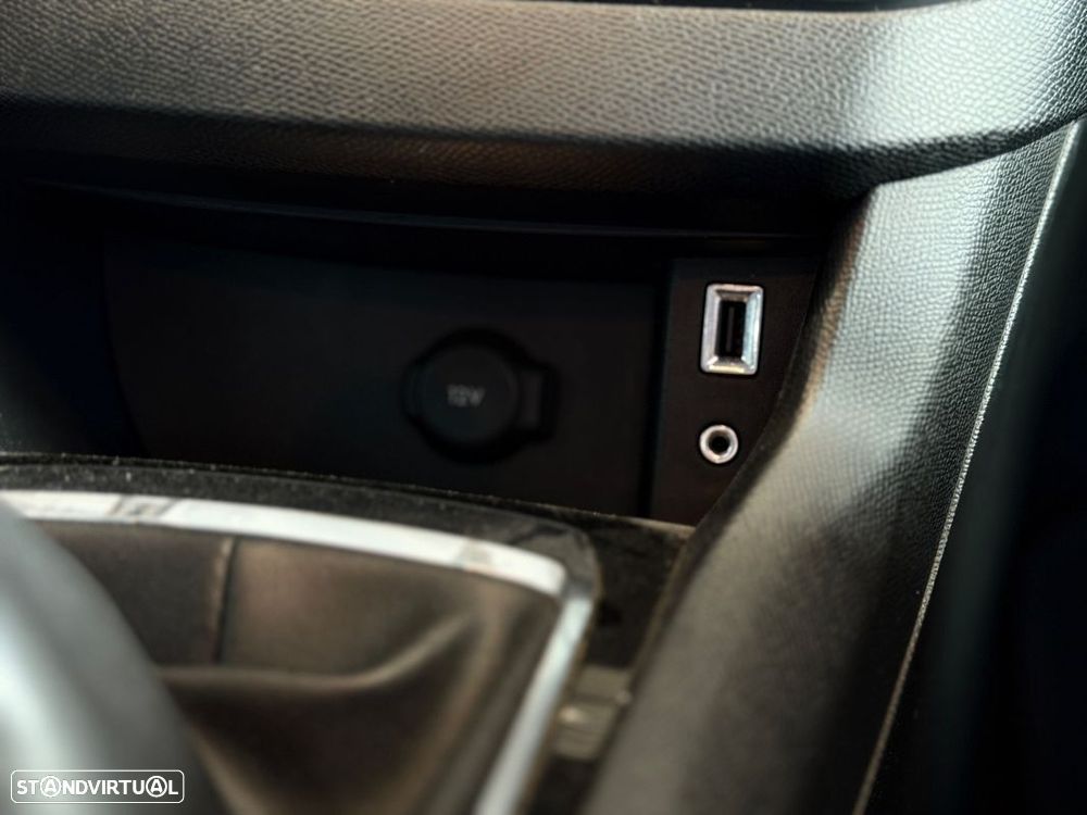 Peugeot 308 SW - 18