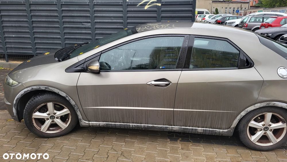 Honda Civic 1.4 Comfort - 2