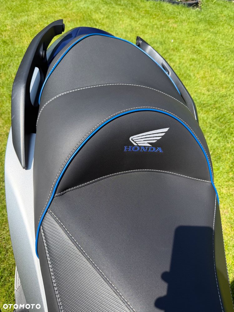 Honda NSS - 2