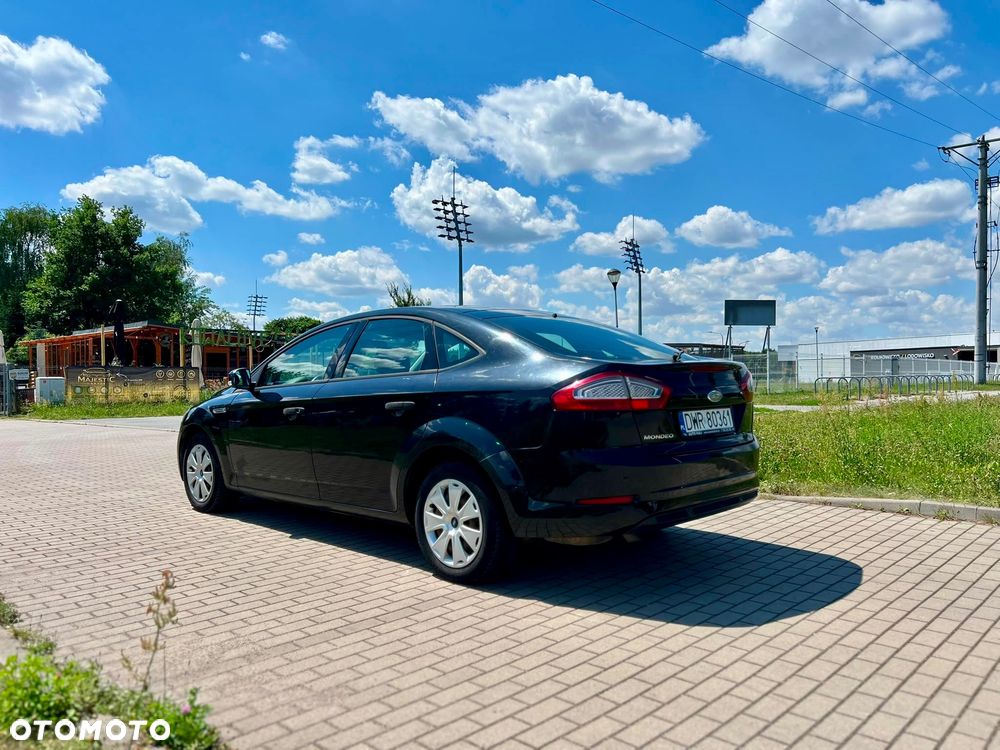 Ford Mondeo - 10