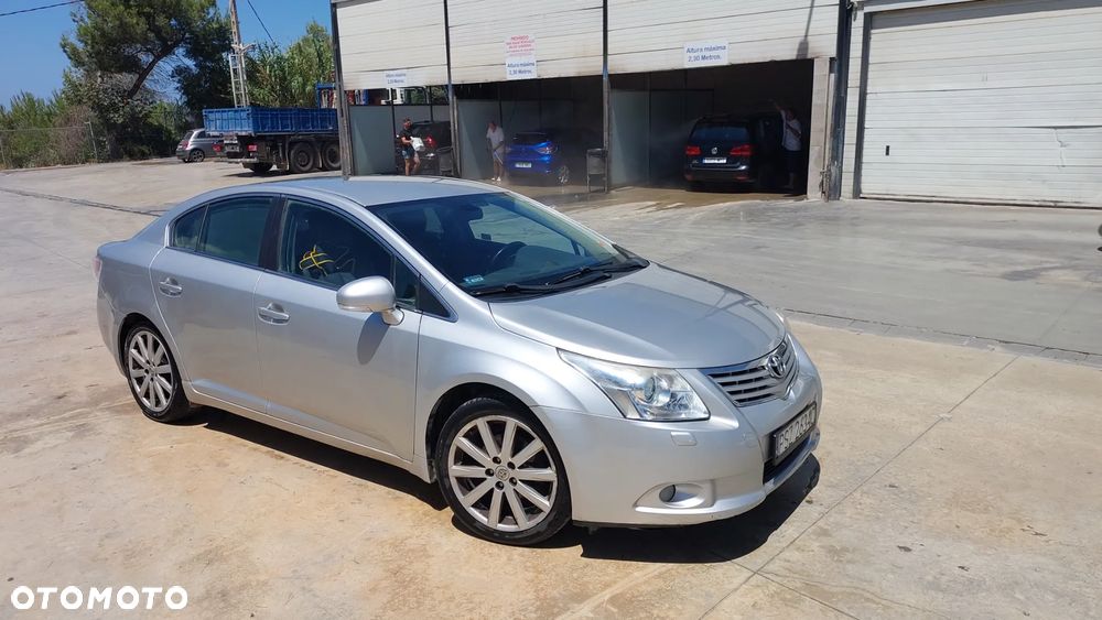 Toyota Avensis 2.0 Prestige - 1