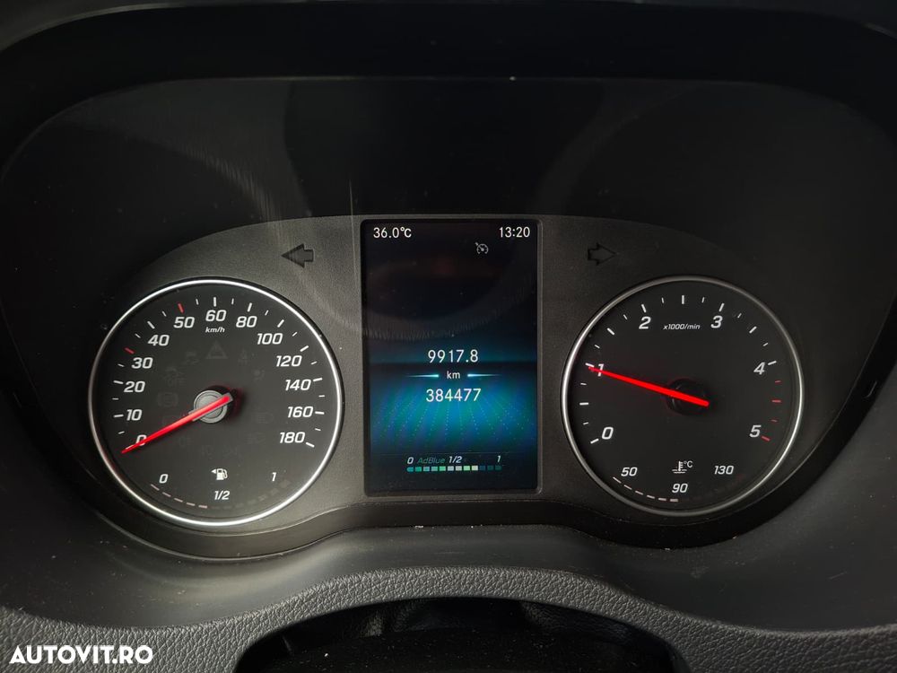 Mercedes-Benz Sprinter - 10
