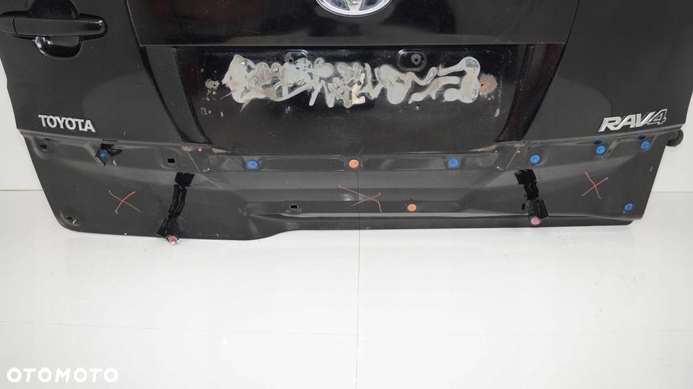 KLAPA BAGAŻNIKA TYŁ TOYOTA RAV4 III 05-08R 202 - 8