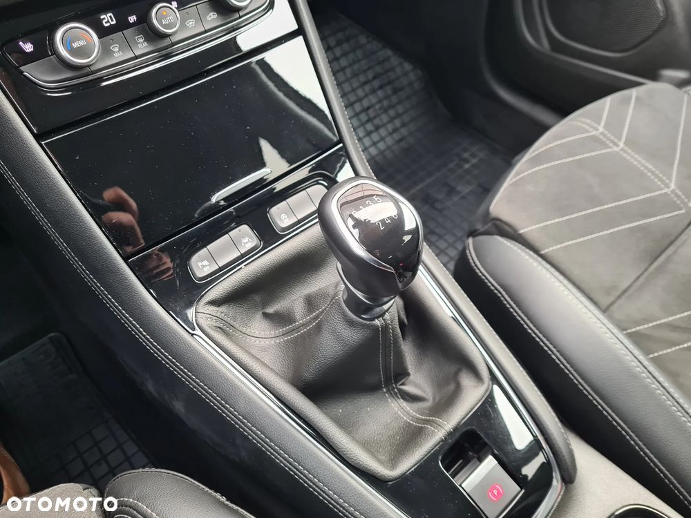 Opel Grandland 1.2 T GS S&S - 23