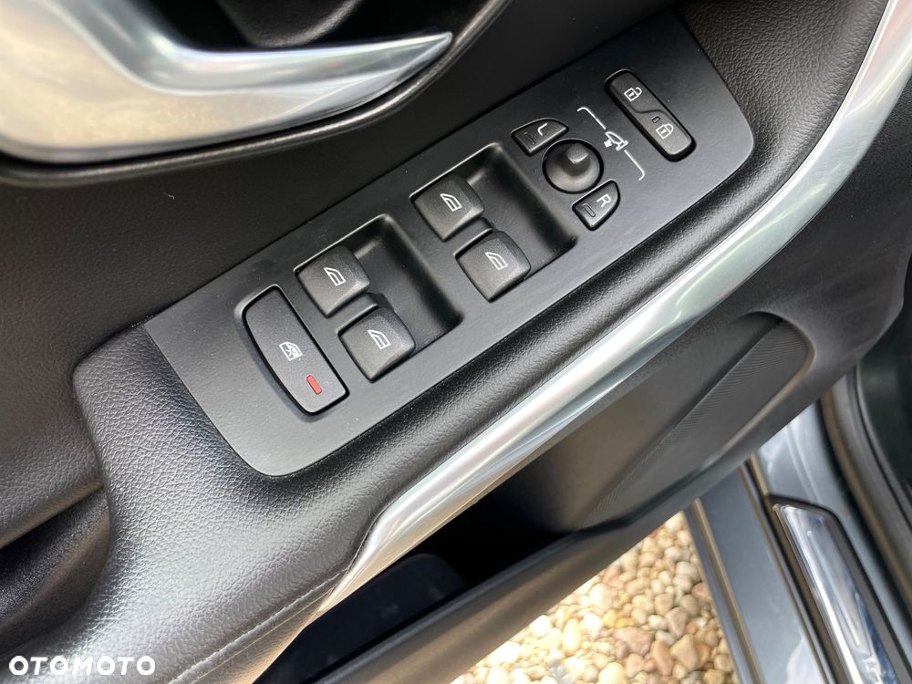 Volvo V40 D2 Inscription - 26