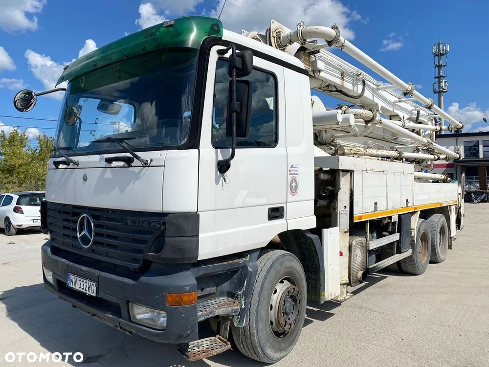Mercedes-Benz Putzmaister M32 4Z - 2