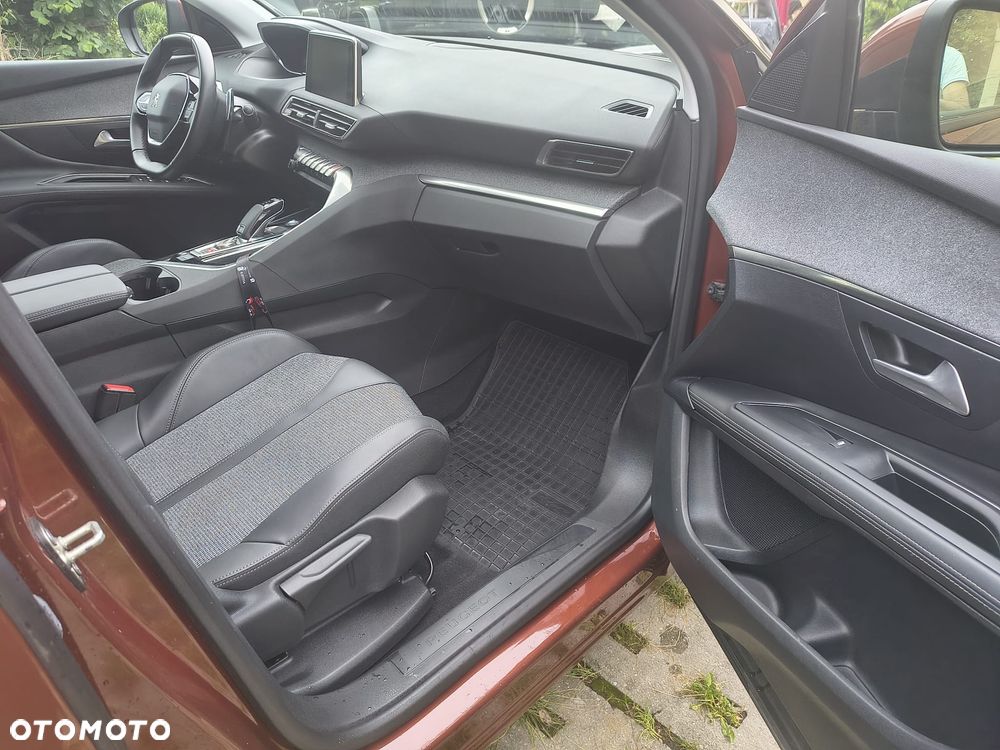 Peugeot 3008 1.2 PureTech Crossway S&S EAT6 - 8