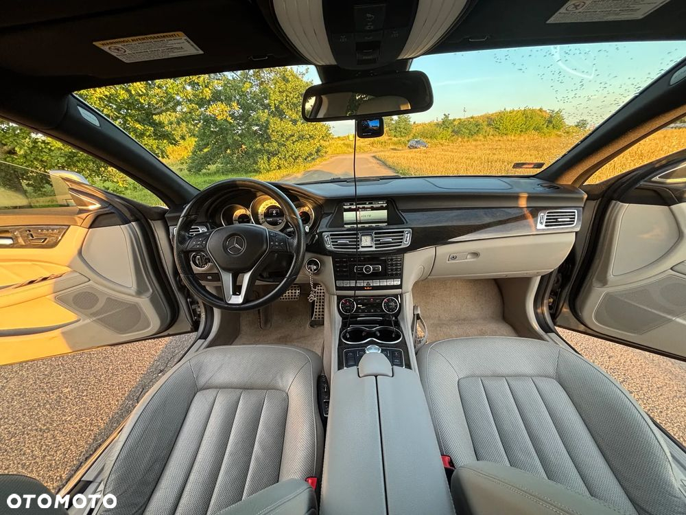 Mercedes-Benz CLS 500 4-Matic 7G-TRONIC - 13