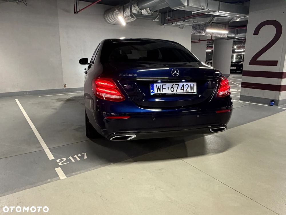 Mercedes-Benz Klasa E 220 d 9G-TRONIC - 9