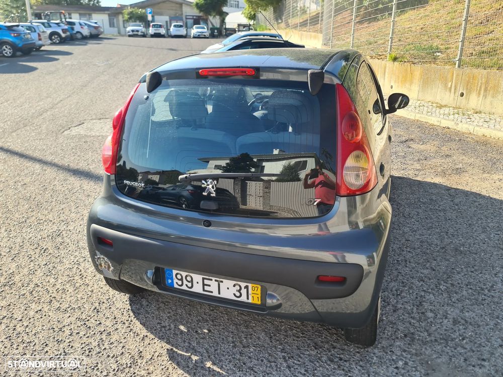Peugeot 107 1.0 Trendy - 4
