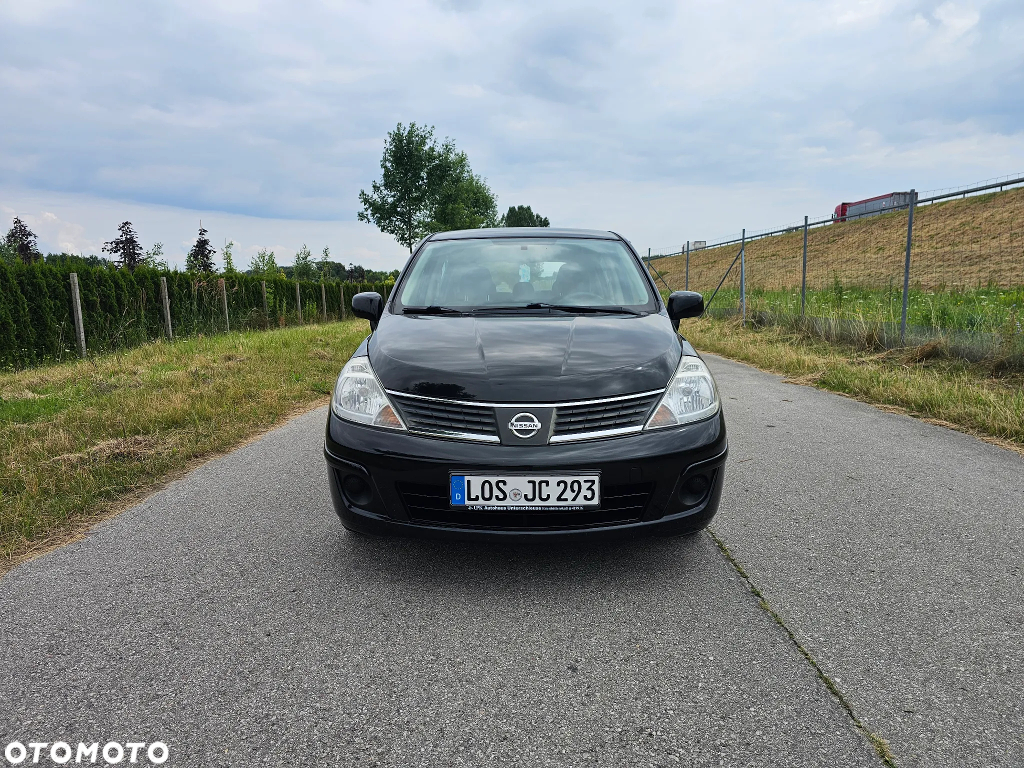 Nissan Tiida 1.6 Acenta - 2