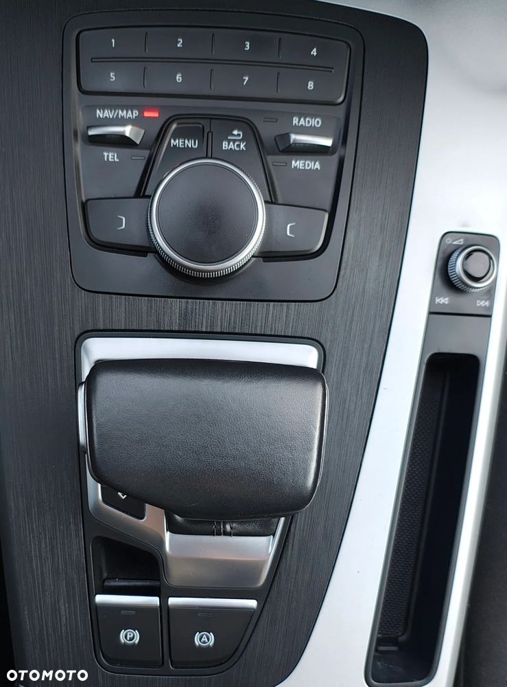 Audi Q5 35 TDI Quattro S tronic - 27