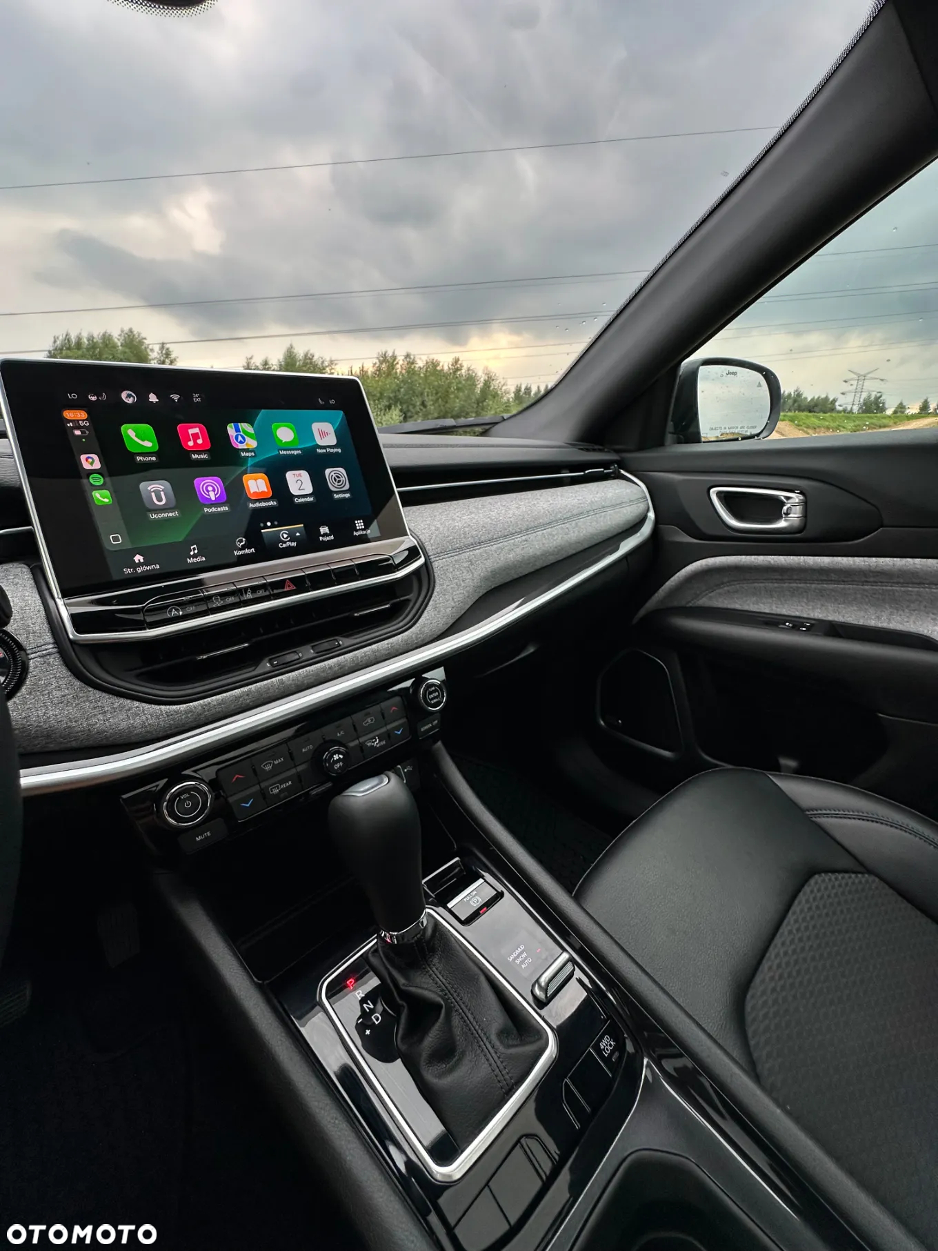 Jeep Compass - 12