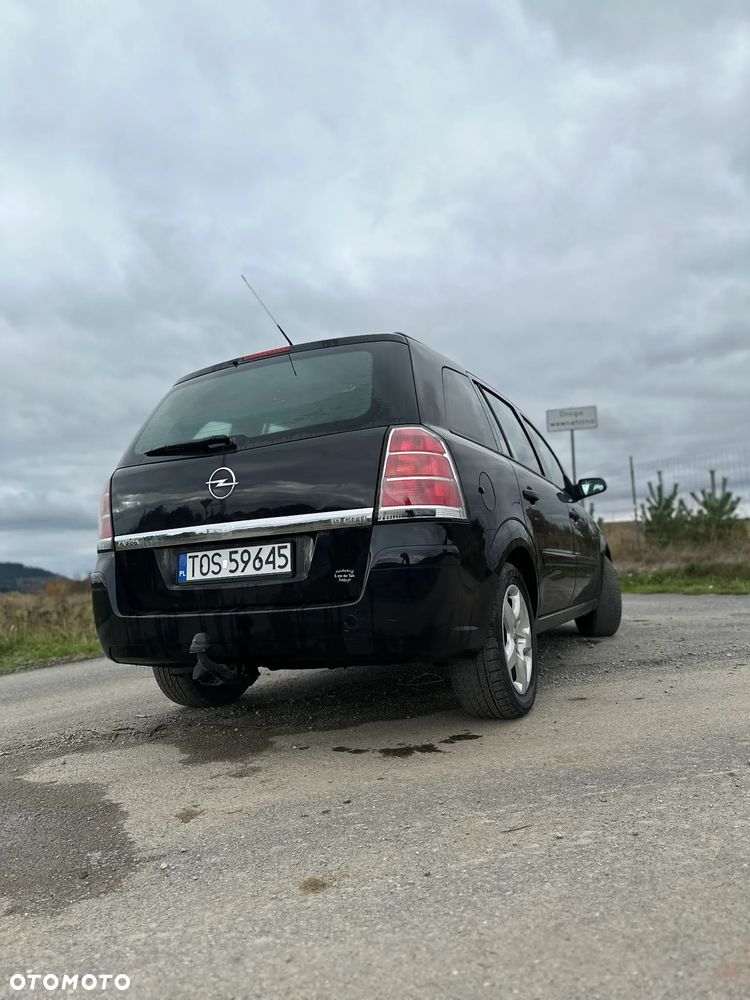 Opel Zafira - 9