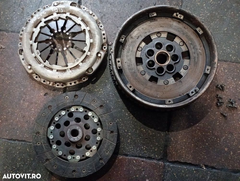 Kit ambreiaj volvo s40 v40 1.9d Mitsubishi space Star 1.9d 30611710 - 1