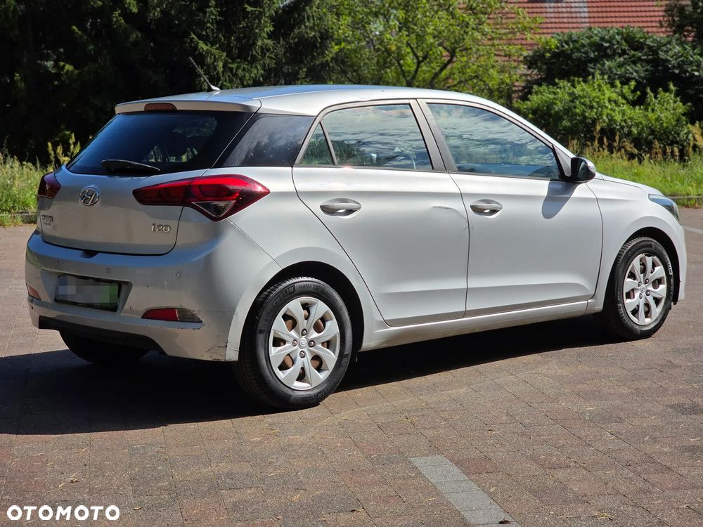 Hyundai i20 blue 1.2 Classic - 7