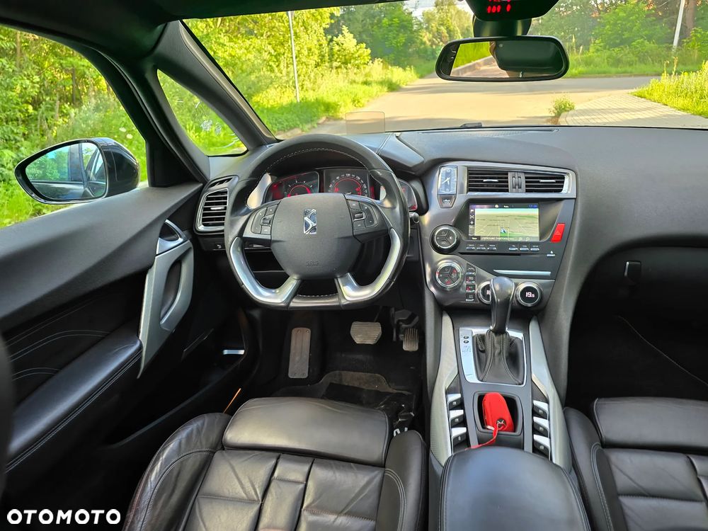 Citroën DS5 2.0 BlueHDi SportChic - 28