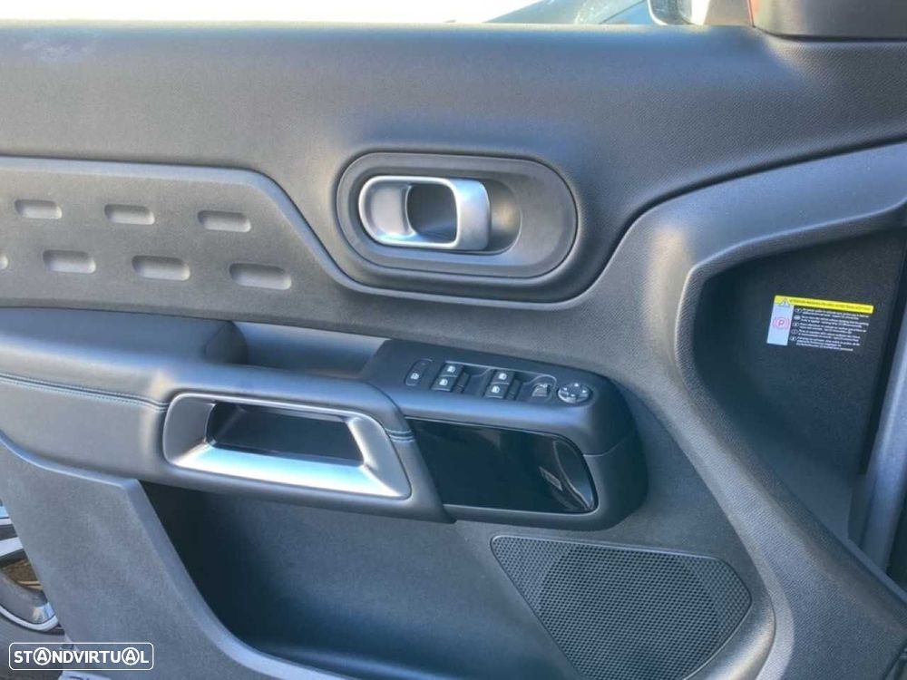 Citroën C5 Aircross 1.5 BlueHDi Shine J19 EAT8 - 19