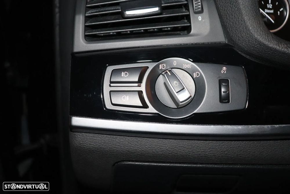 BMW X4 20 d xDrive XLine Auto - 27