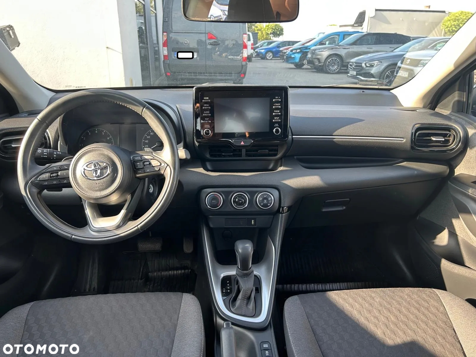 Toyota Yaris 1.5 Comfort CVT - 14