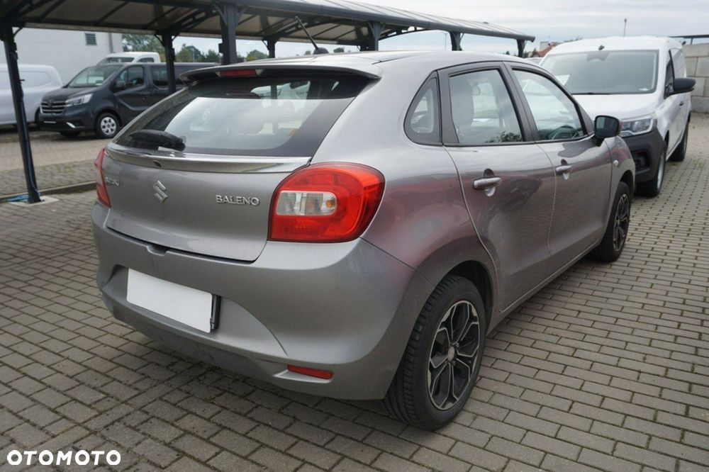 Suzuki Baleno - 2