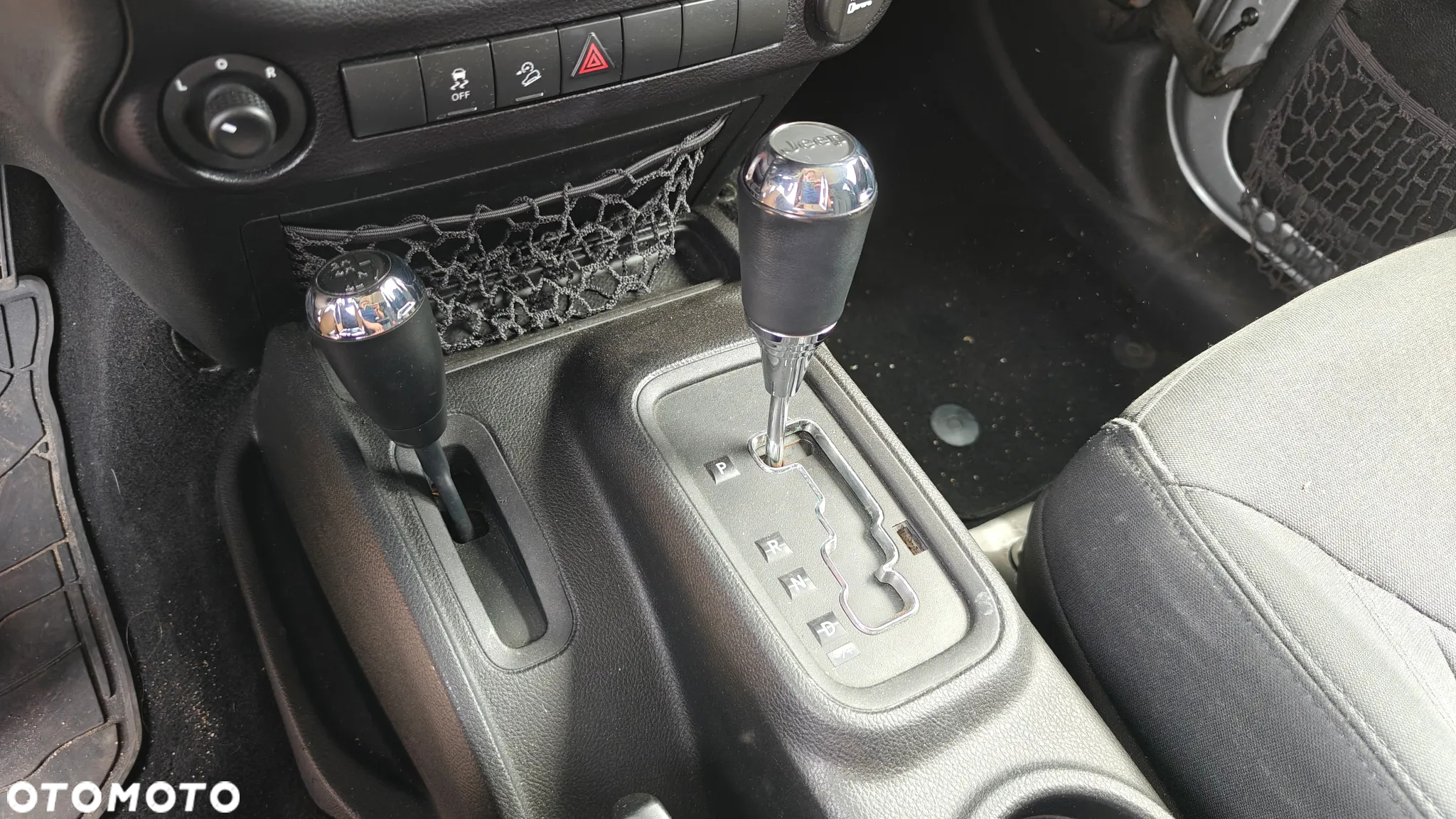 Jeep Wrangler 3.6 Unlim X - 16