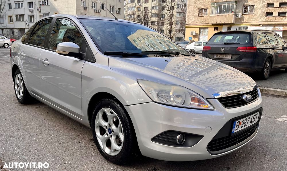 Ford Focus - 1