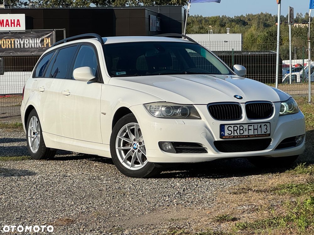 BMW Seria 3 2009 photo 2