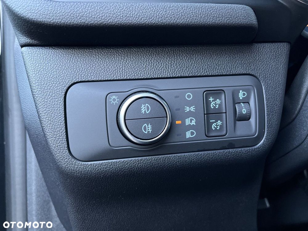 Ford Kuga - 21