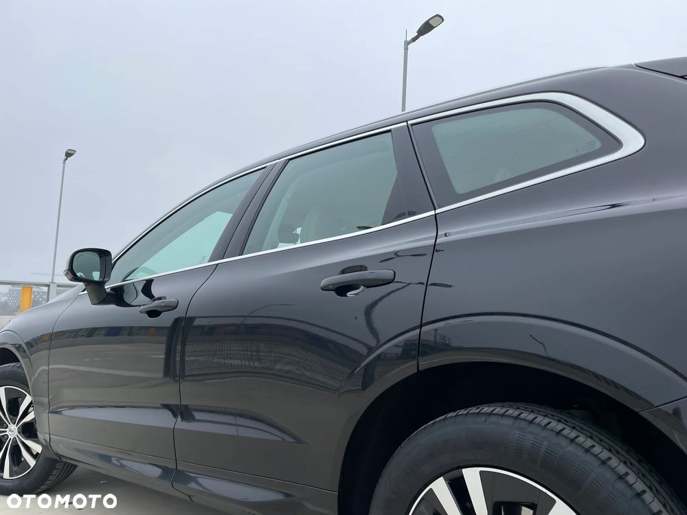 Volvo XC 60 B5 D AWD Inscription - 20