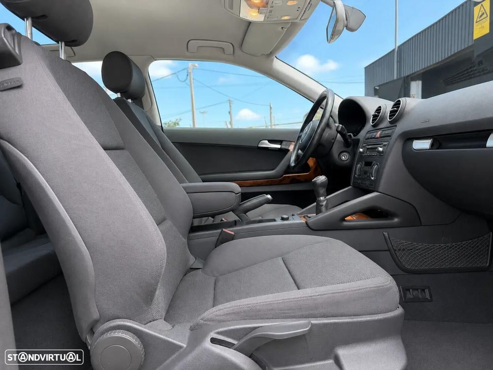 Audi A3 1.6 Ambition - 11