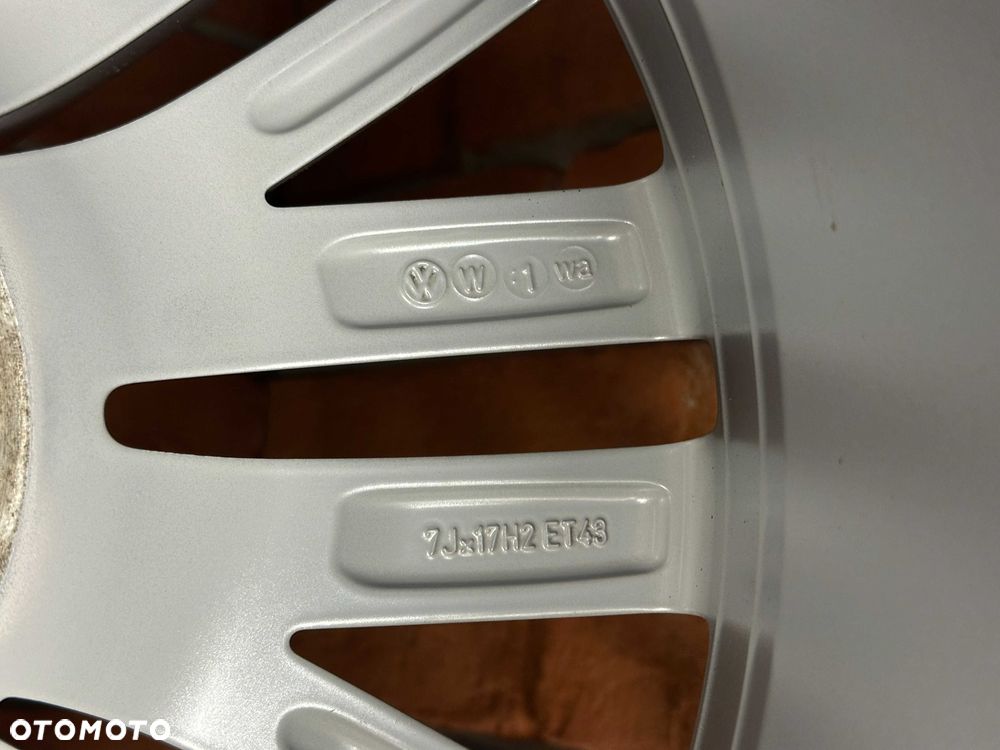 Koła Felgi 17 5x112 Volkswagen Tiguan Wielosezon Opony Jak nowe - 14