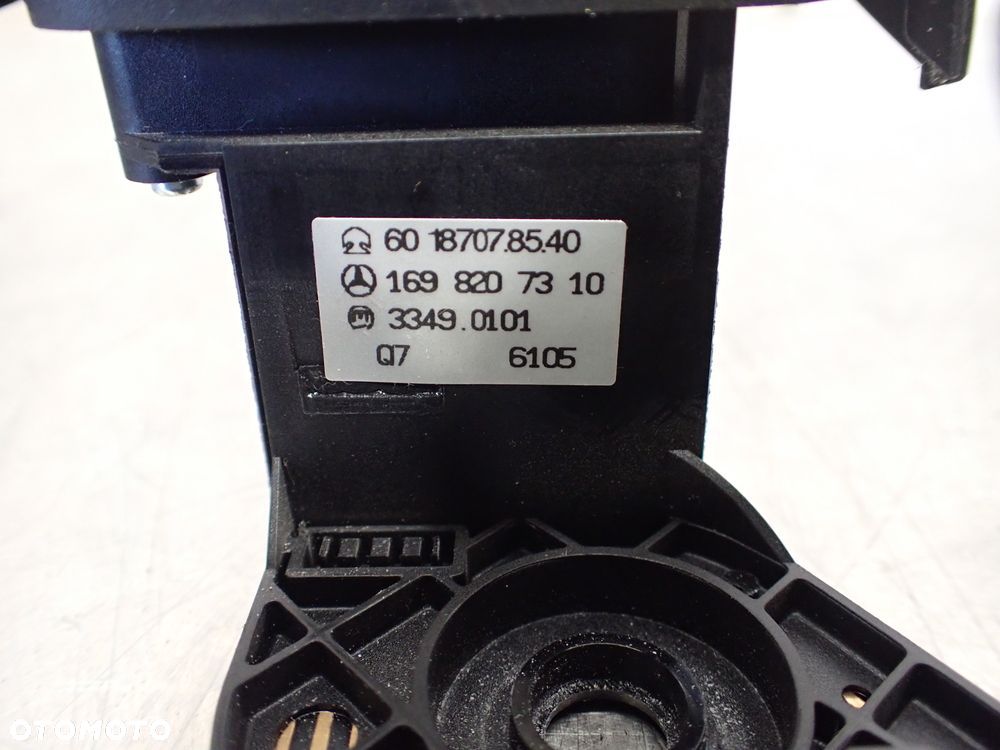 PRZEŁĄCZNIK MULTIFUNCKJI KIEROWNICY MERCEDES W169 A160  1698207310 - 6