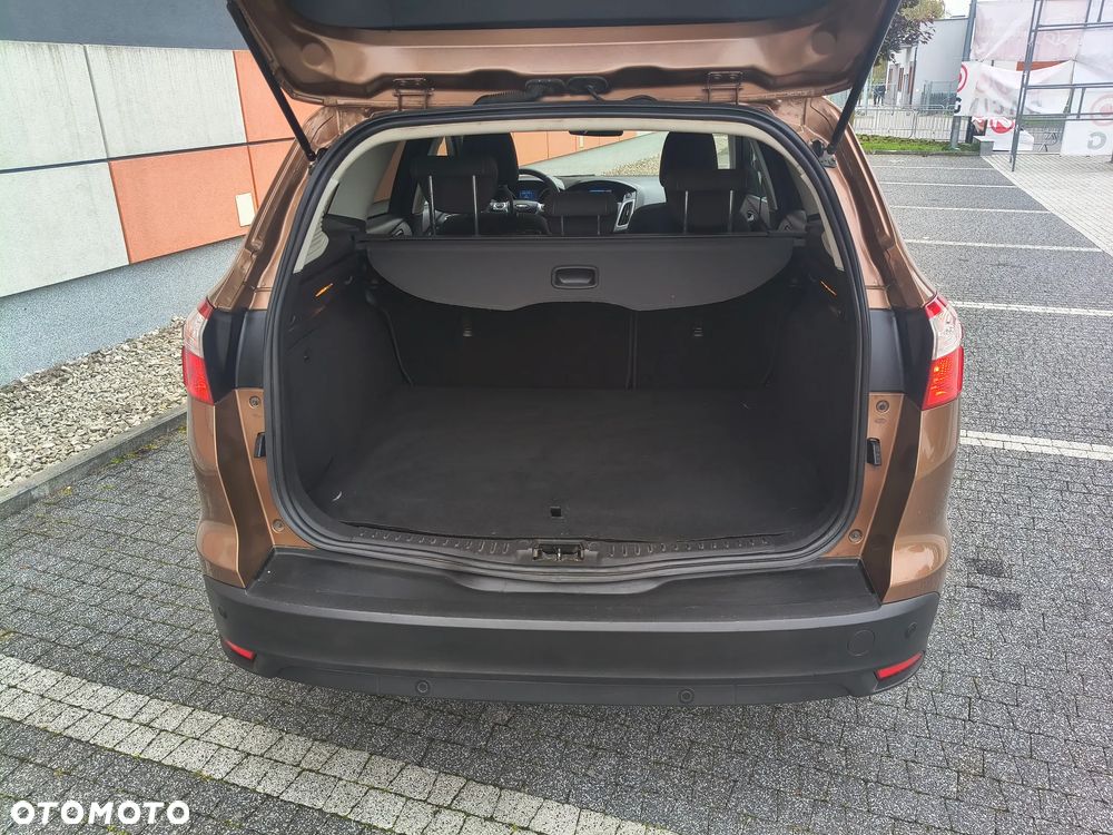 Ford Focus 1.6 TDCi DPF Champions Edition - 22