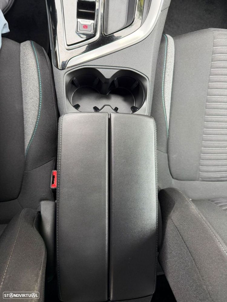 Peugeot 3008 - 36