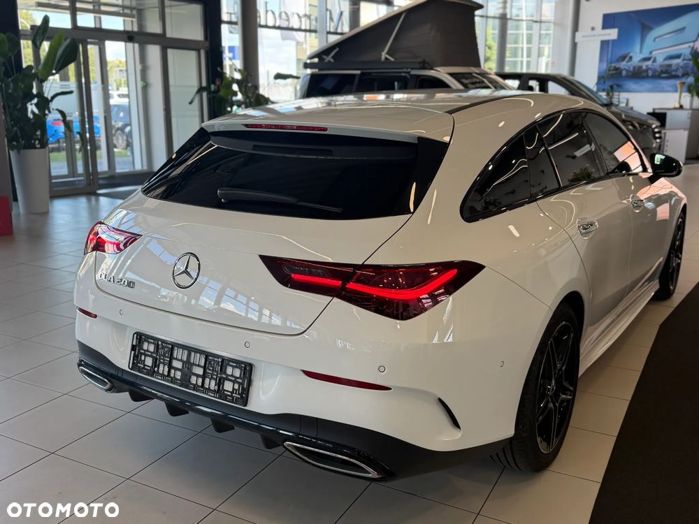 Mercedes-Benz CLA 200 AMG Line 7G-DCT - 9