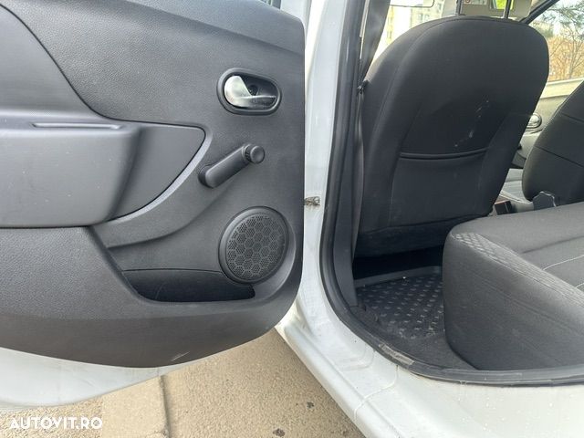 Dacia Logan - 15