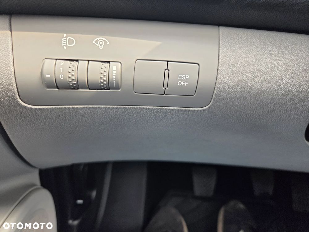 Kia Ceed - 14
