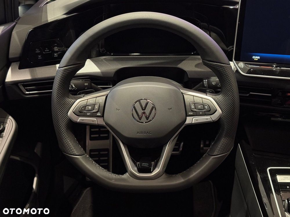 Volkswagen Golf - 15